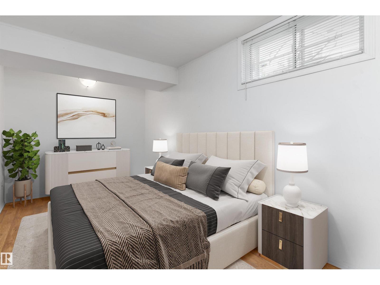 8936 154 ST NW - 27
