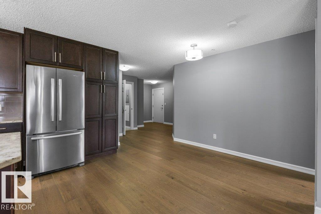 #117 2203 44 AV NW - 9