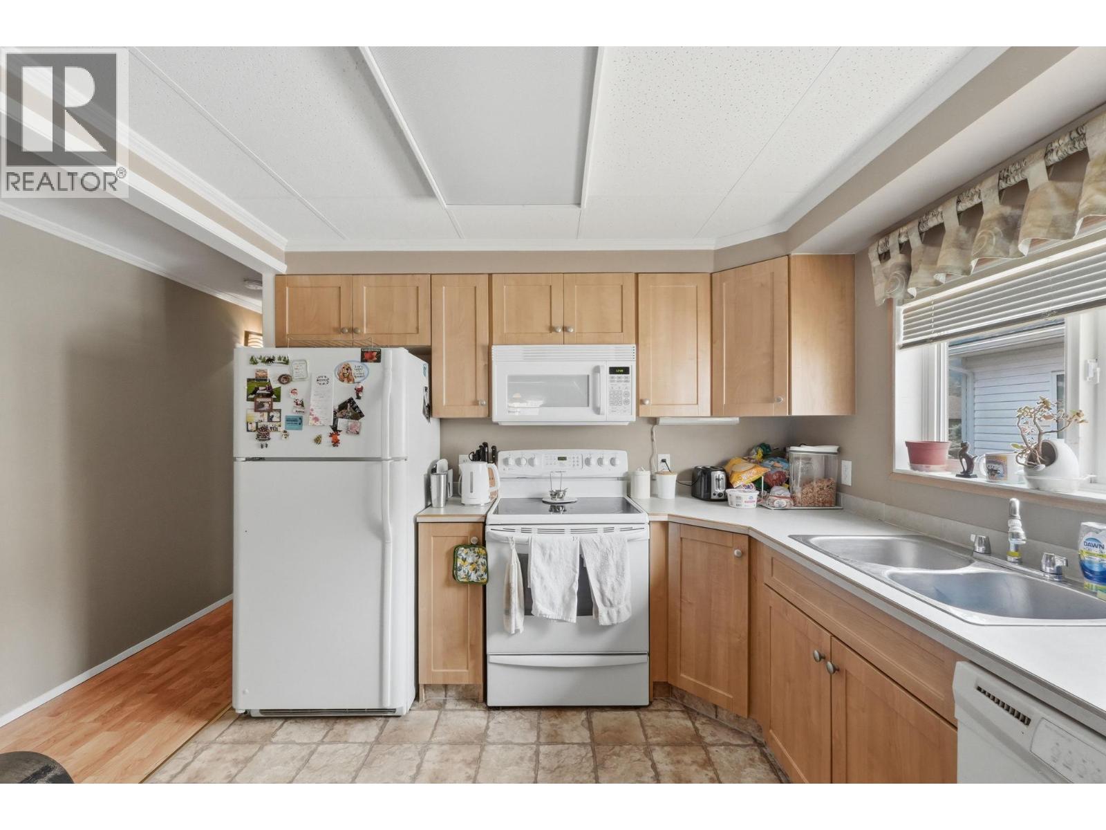 #90 1750 Lenz Road - 13