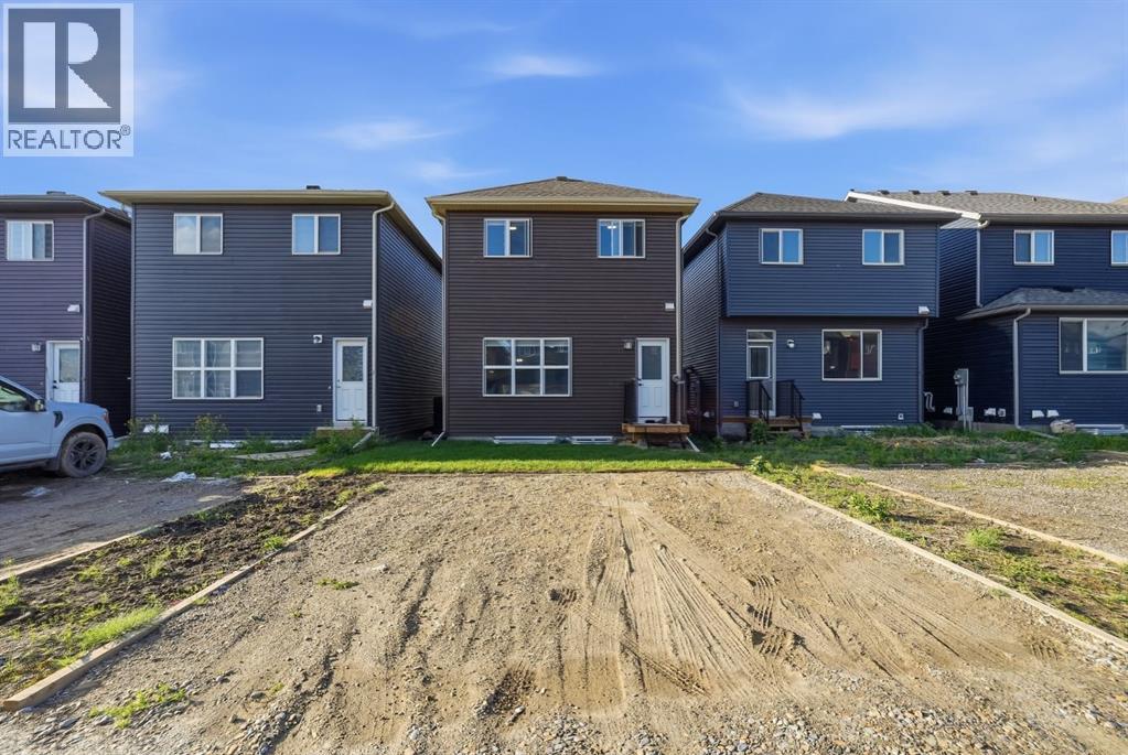 623 Savanna Crescent Northeast - Photo 44