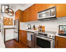 306 1375 Bear Mountain Pkwy, Langford, BC V9B0C9 Photo 9