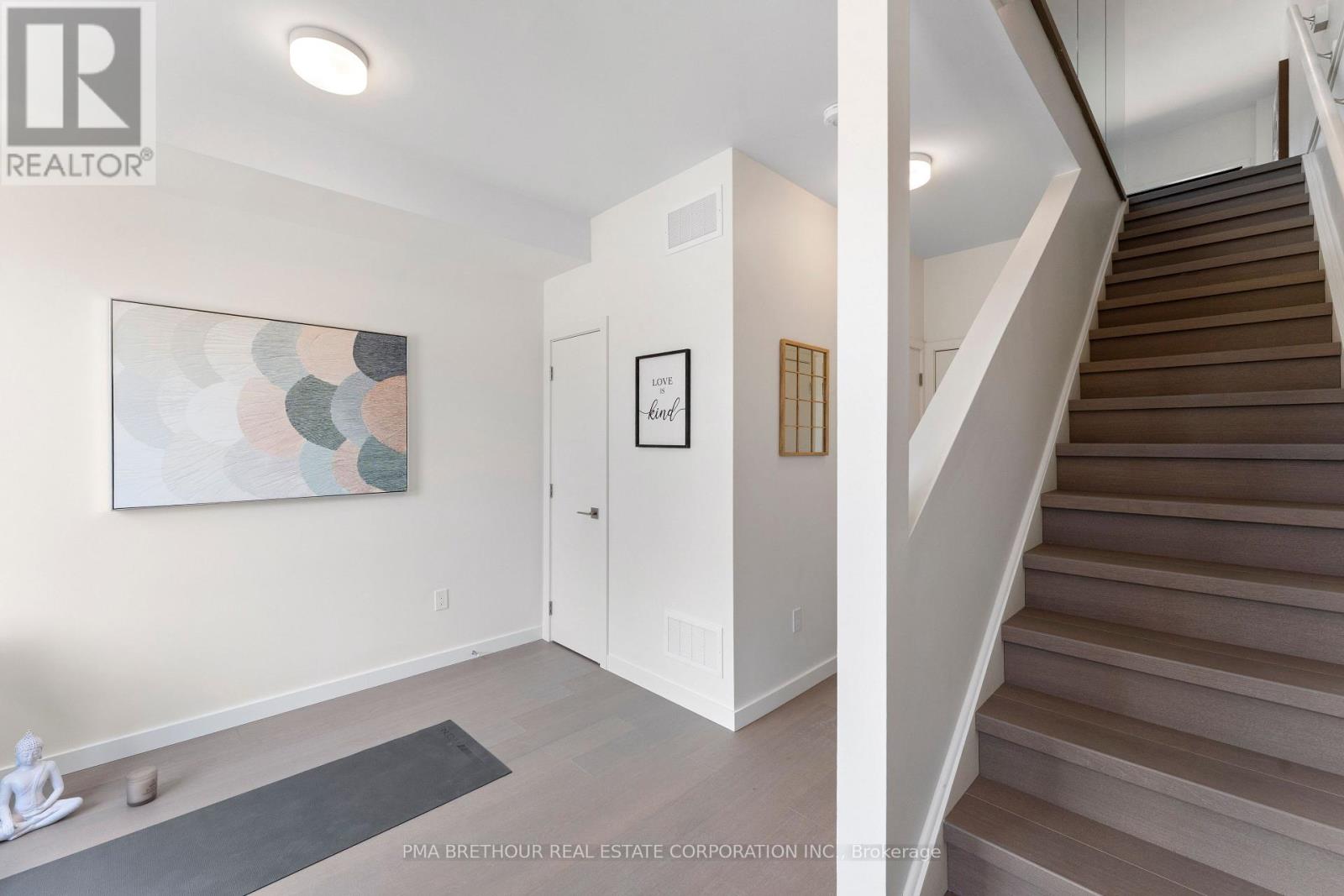 23 RAINWATER LANE - Image 4