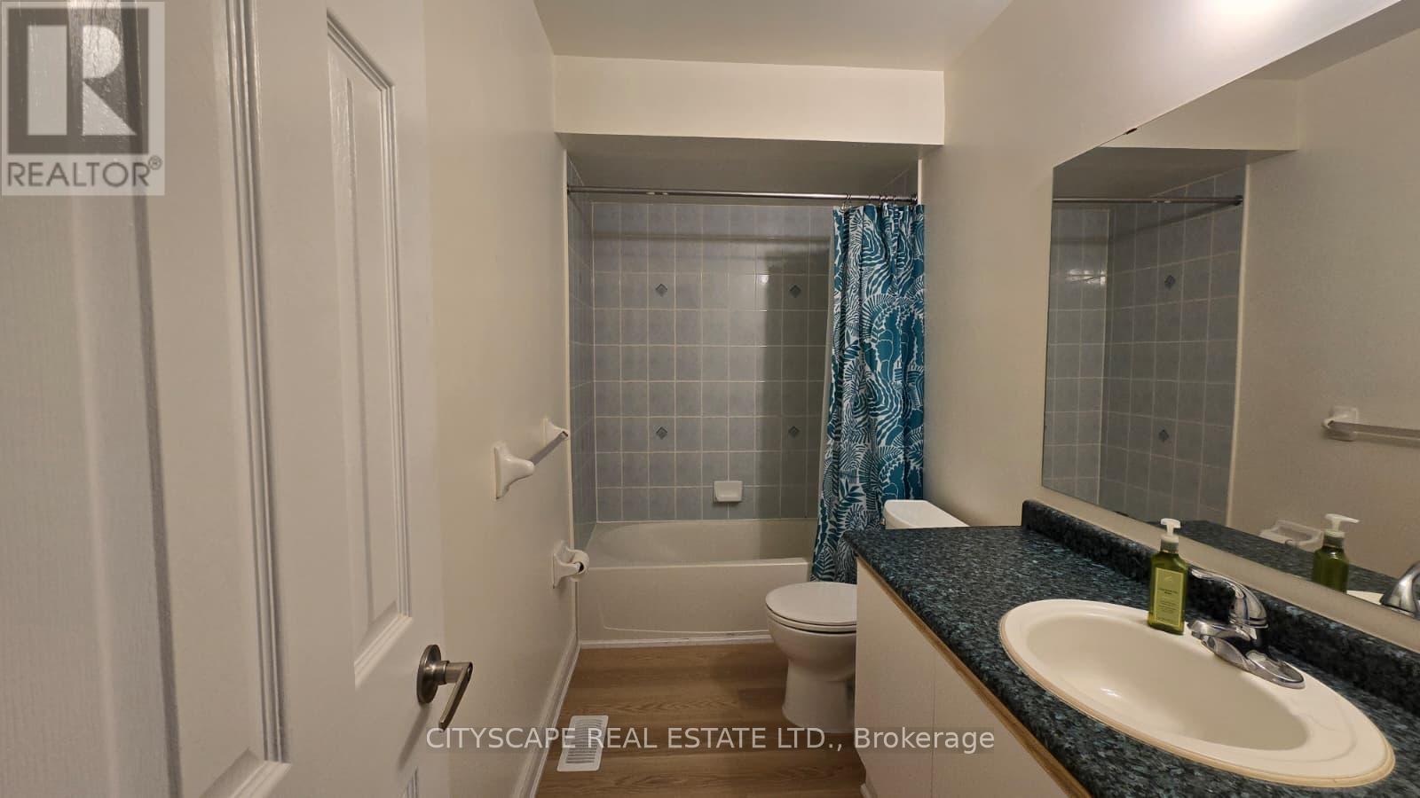 #46 1050 BRISTOL ROAD W - 22