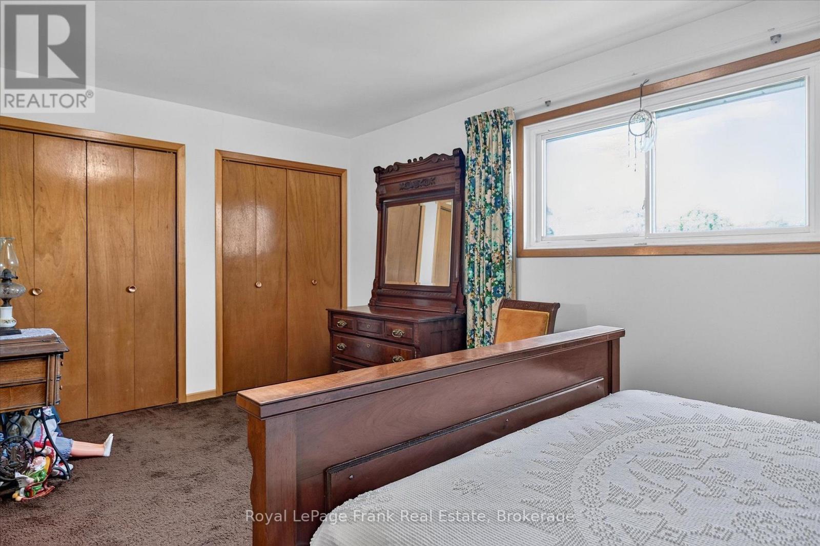 87 OAKWOOD CRESCENT - 24