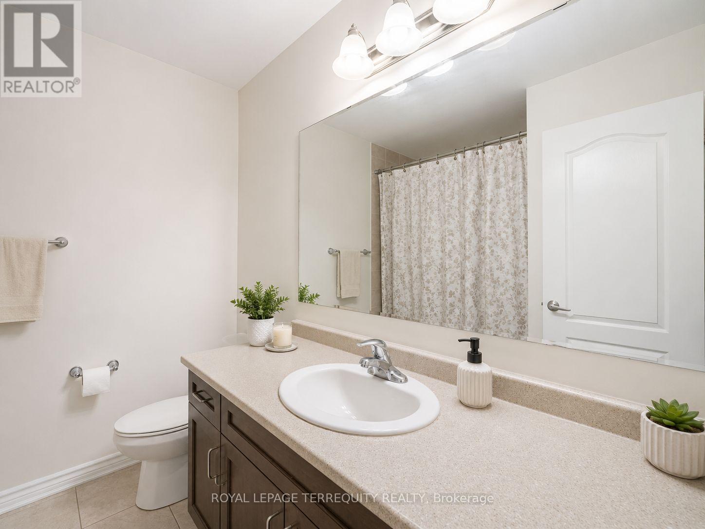 903 PENSON CRESCENT - 17