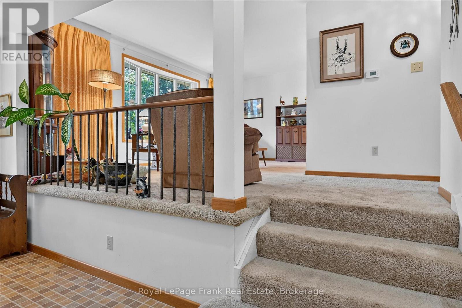 87 OAKWOOD CRESCENT - Image 4