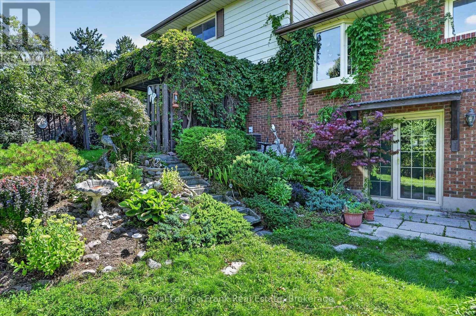 87 OAKWOOD CRESCENT - Image 47