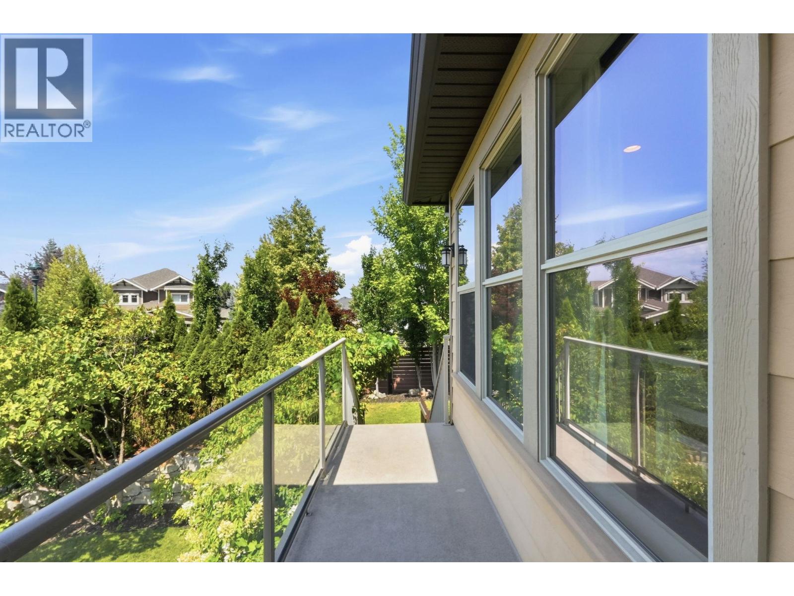 5765 Mountainside Drive - Image 29