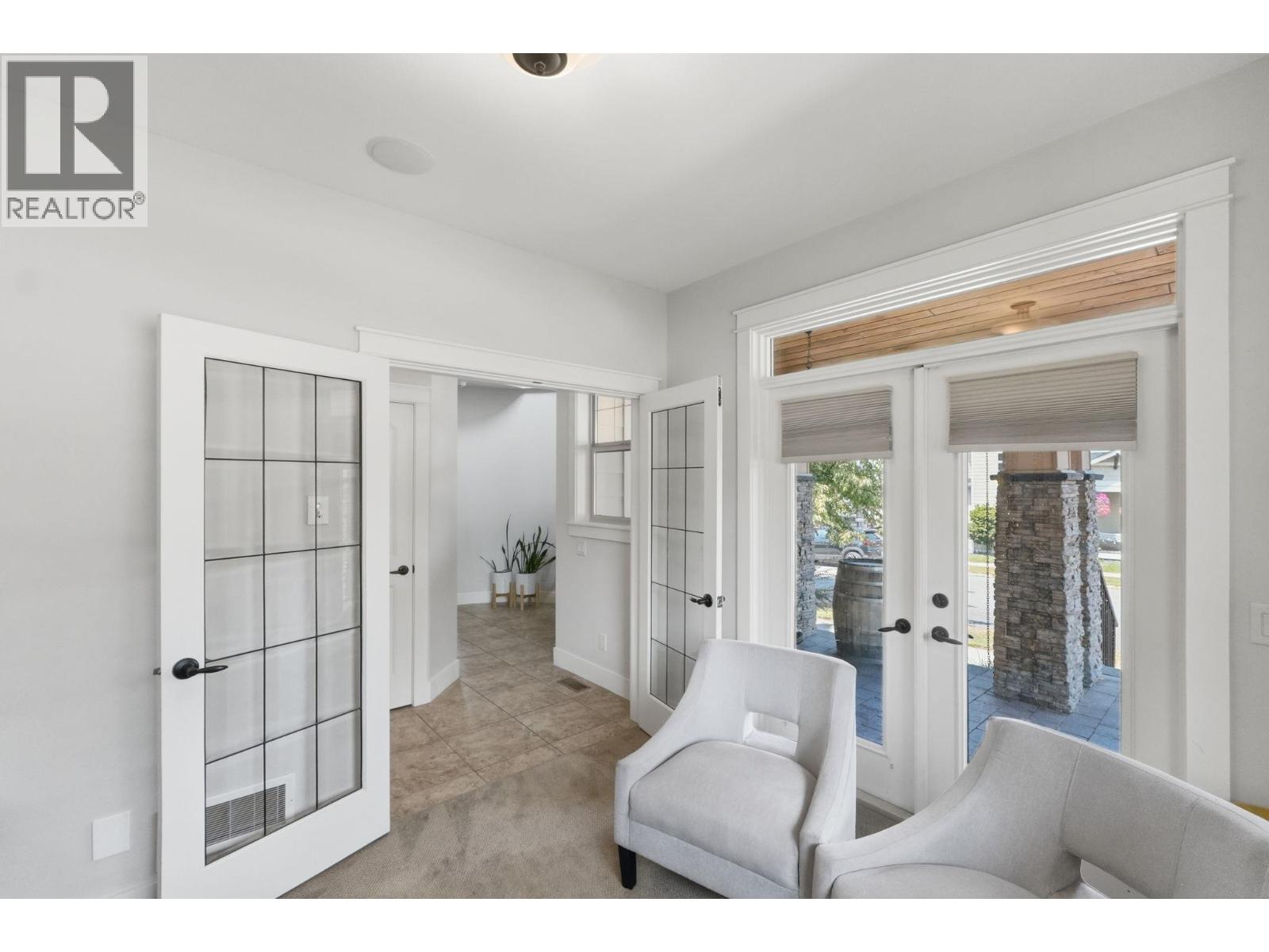 5765 Mountainside Drive - Image 40