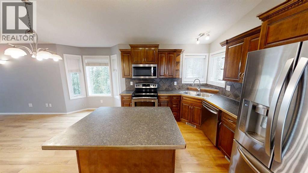 802 Aberdeen Place West - Photo 6