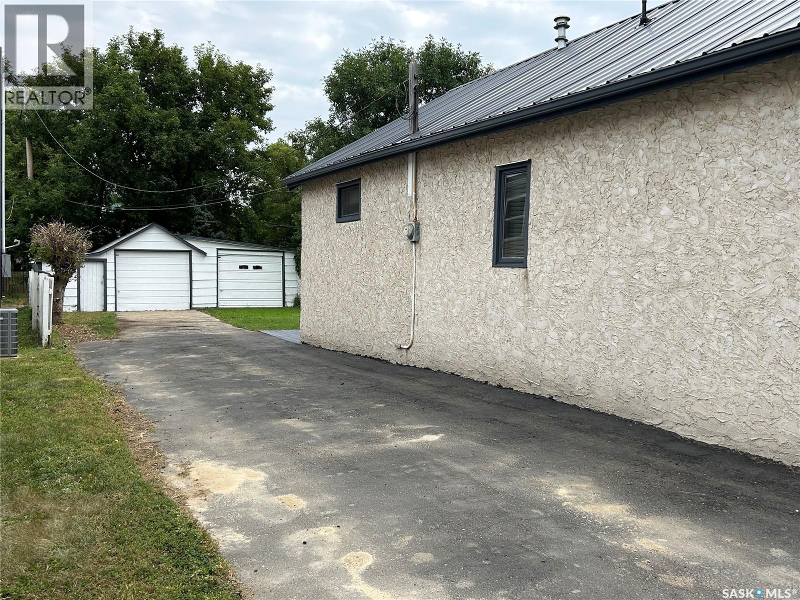 317 Aldridge STREET - 2