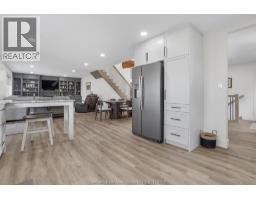 Family room/Fireplace - 17938 Lakeshore Road, Rondeau Park, ON N0P1X0 Photo 13