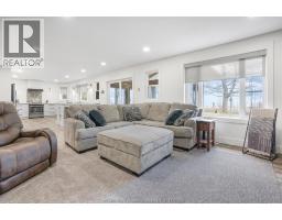 17938 Lakeshore Road, Rondeau Park, ON N0P1X0 Photo 17