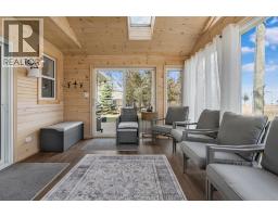 17938 Lakeshore Road, Rondeau Park, ON N0P1X0 Photo 19