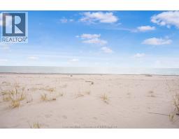17938 Lakeshore Road, Rondeau Park, ON N0P1X0 Photo 46