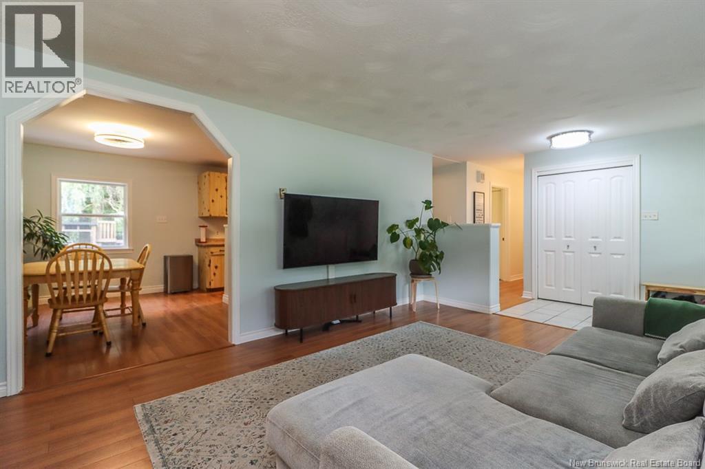 3 Parkwood Drive - Image 11