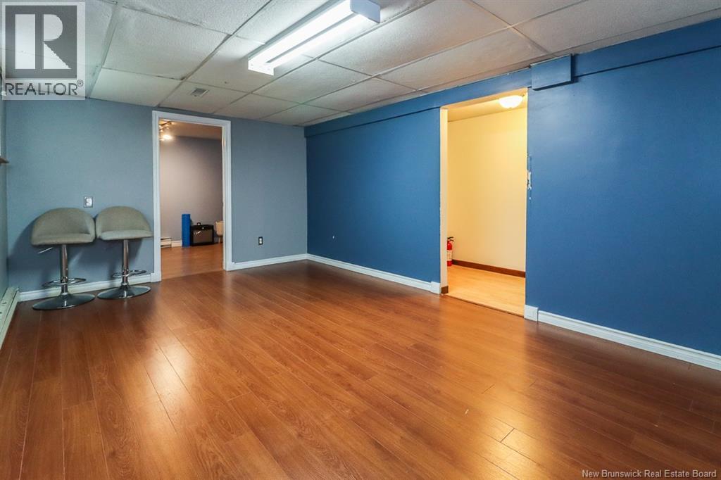 3 Parkwood Drive - Image 35