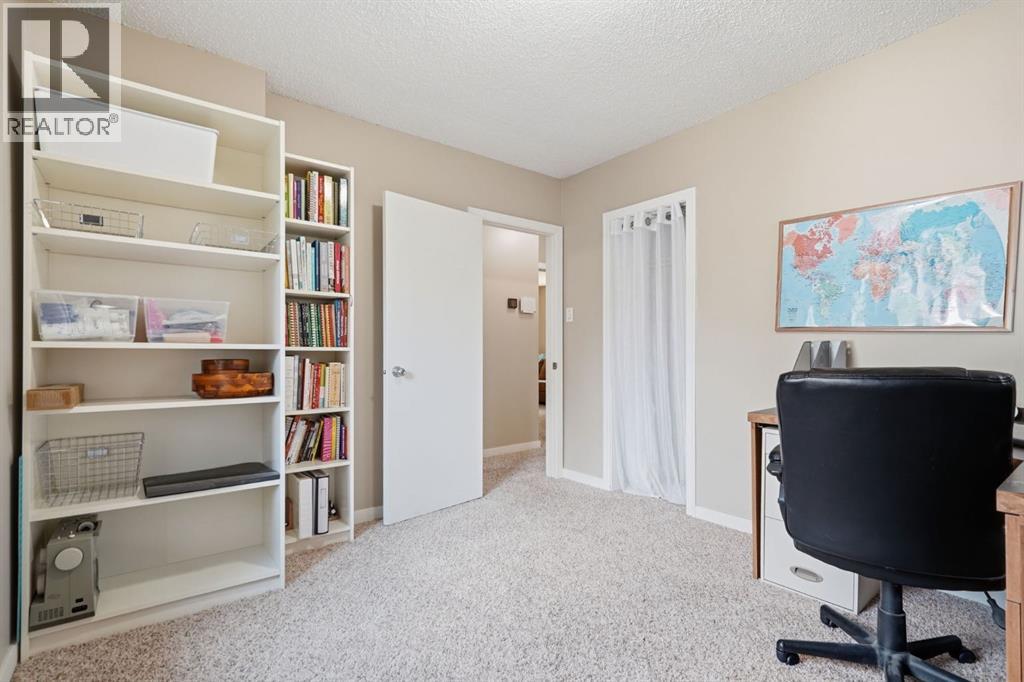 1037 Regal Crescent Northeast - Photo 17