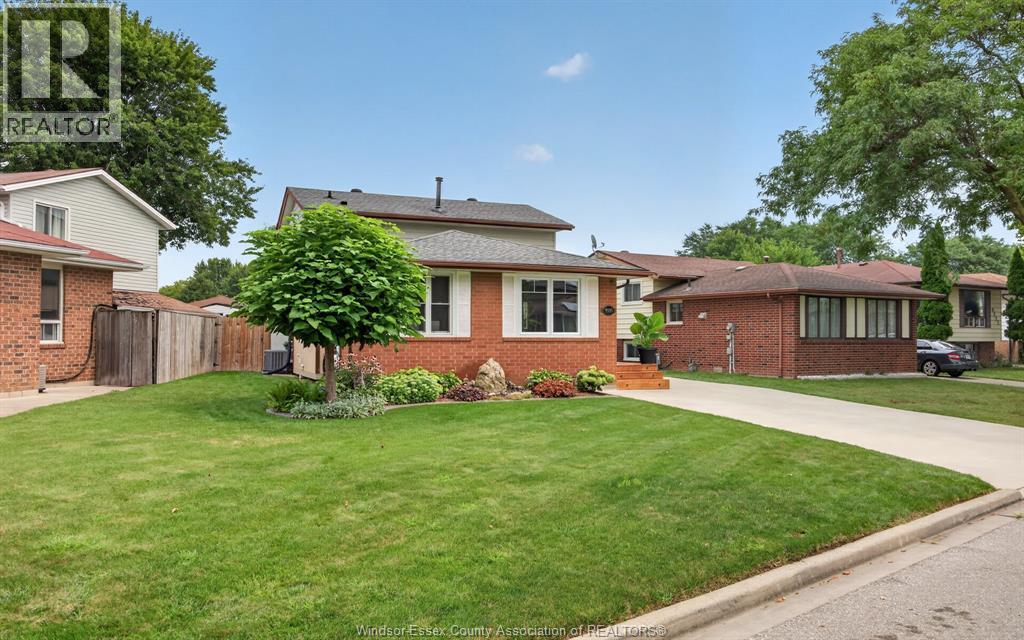 9535 AVERY LANE - 1