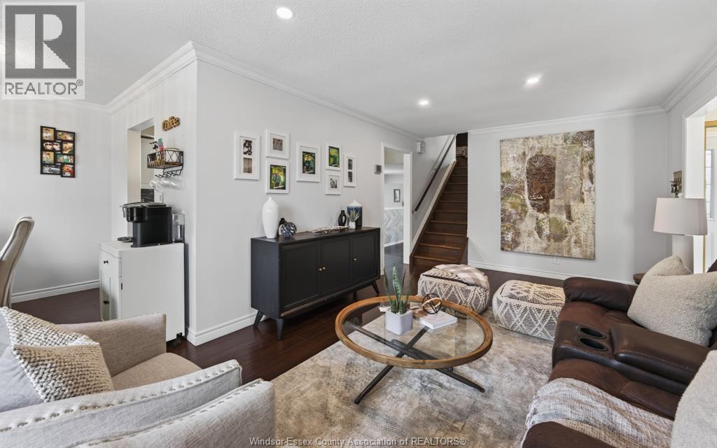 9535 AVERY LANE - 9