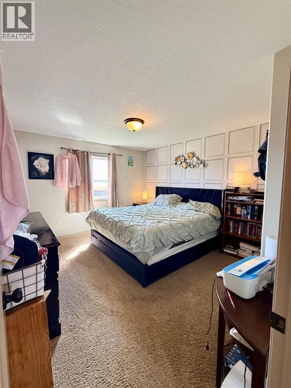 11005 95 Ave - 24