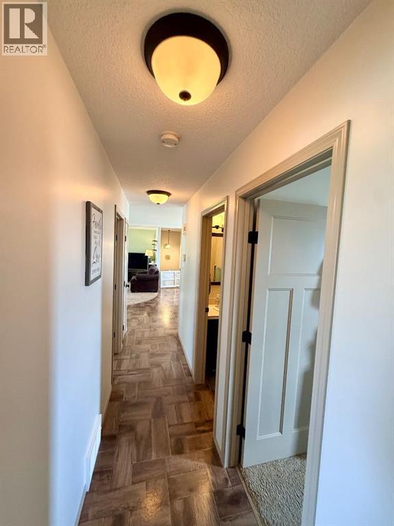 11005 95 Ave - 26