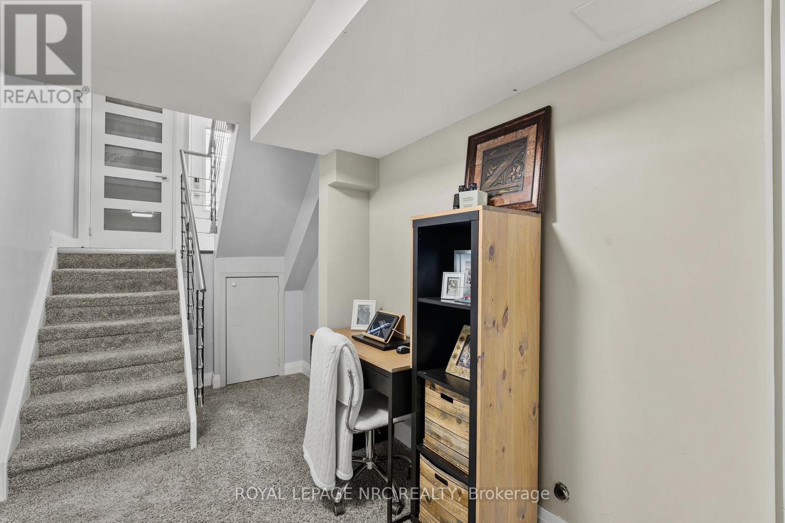 #15 178 SCOTT STREET - Image 32