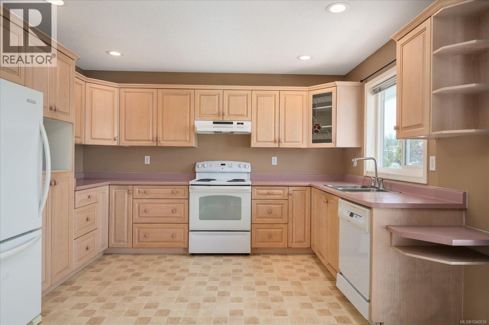 6198 Mystic Way - 10