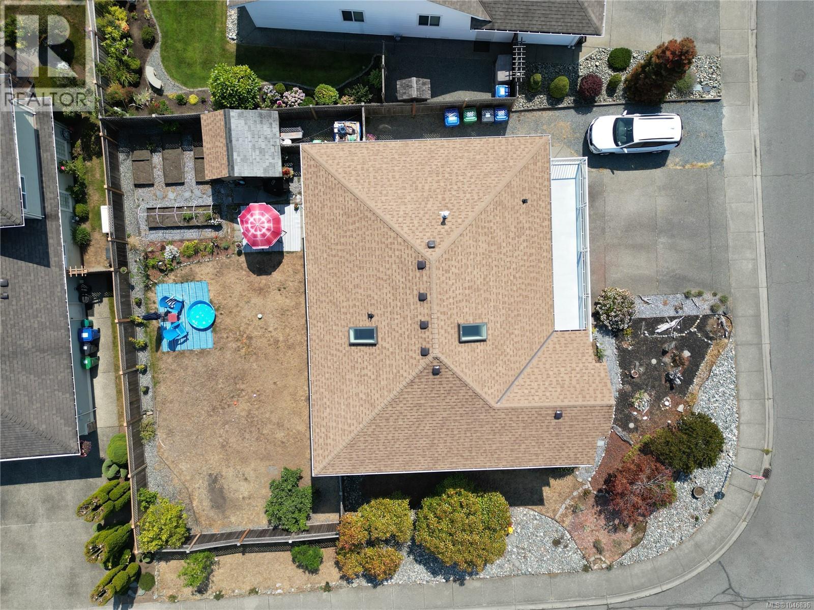 6198 Mystic Way - 32
