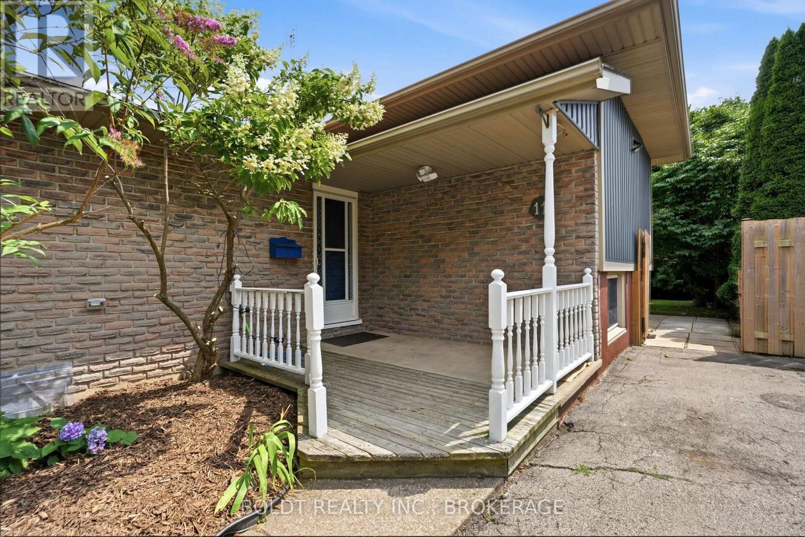11 ABRAHAM DRIVE - 4