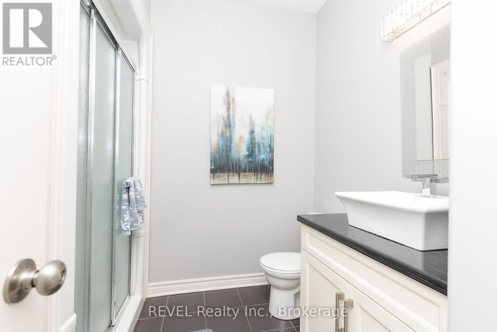 #3 4399 MONTROSE ROAD - Image 17