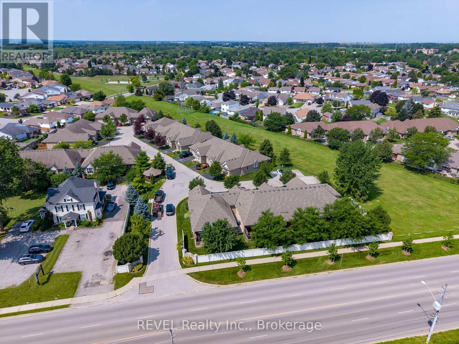 #3 4399 MONTROSE ROAD - Image 30
