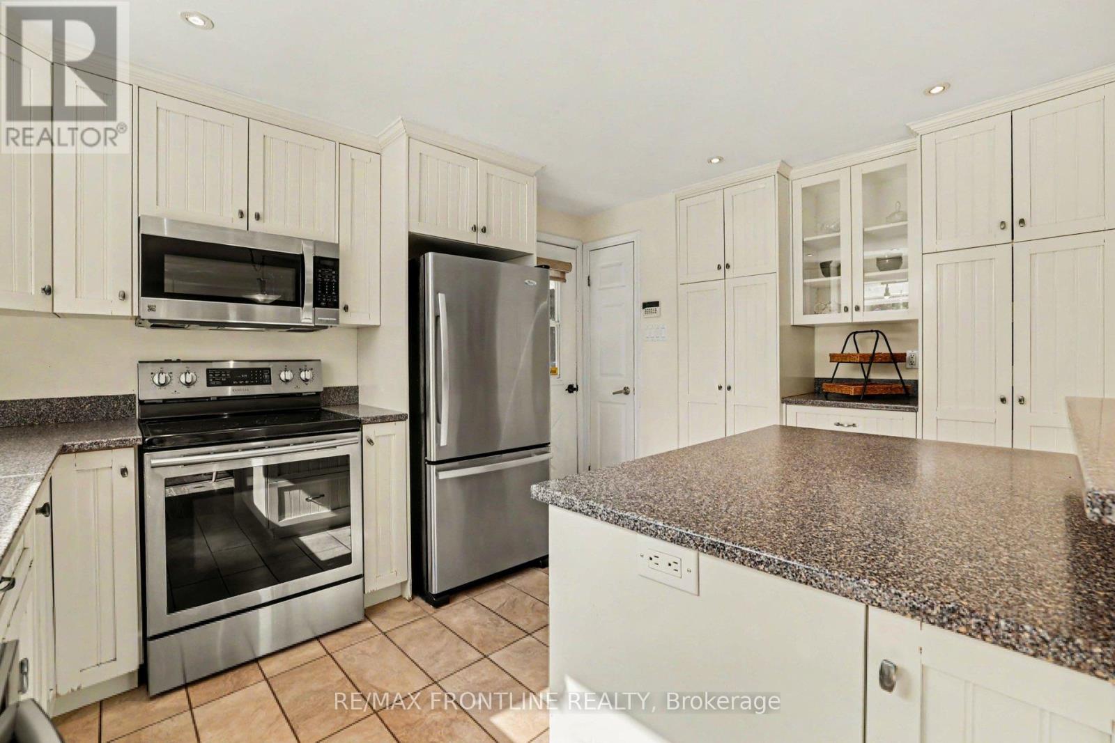 506 GLEN TAY ROAD - 18