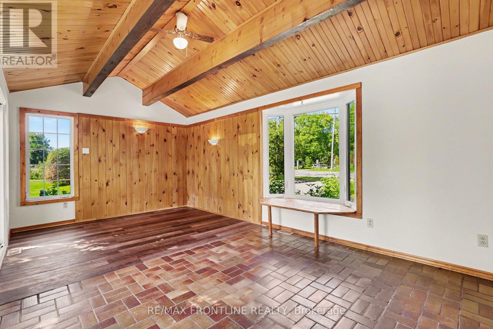 506 GLEN TAY ROAD - 25