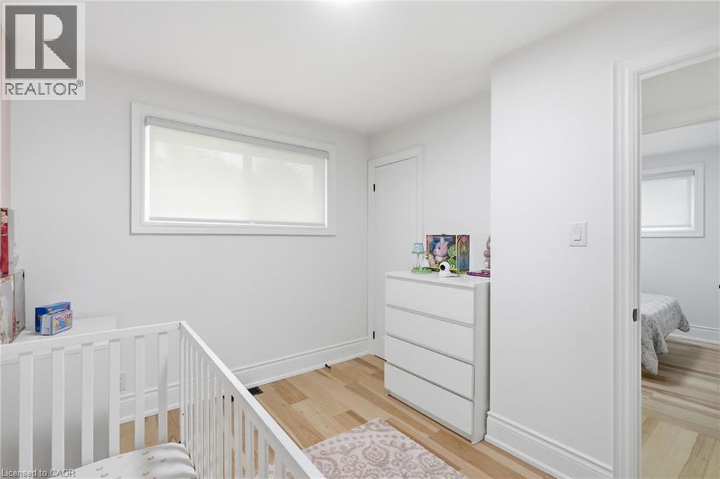 4861 MAPLEVIEW Crescent - Image 25