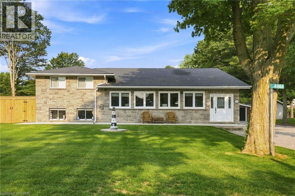 4861 MAPLEVIEW Crescent - Image 3