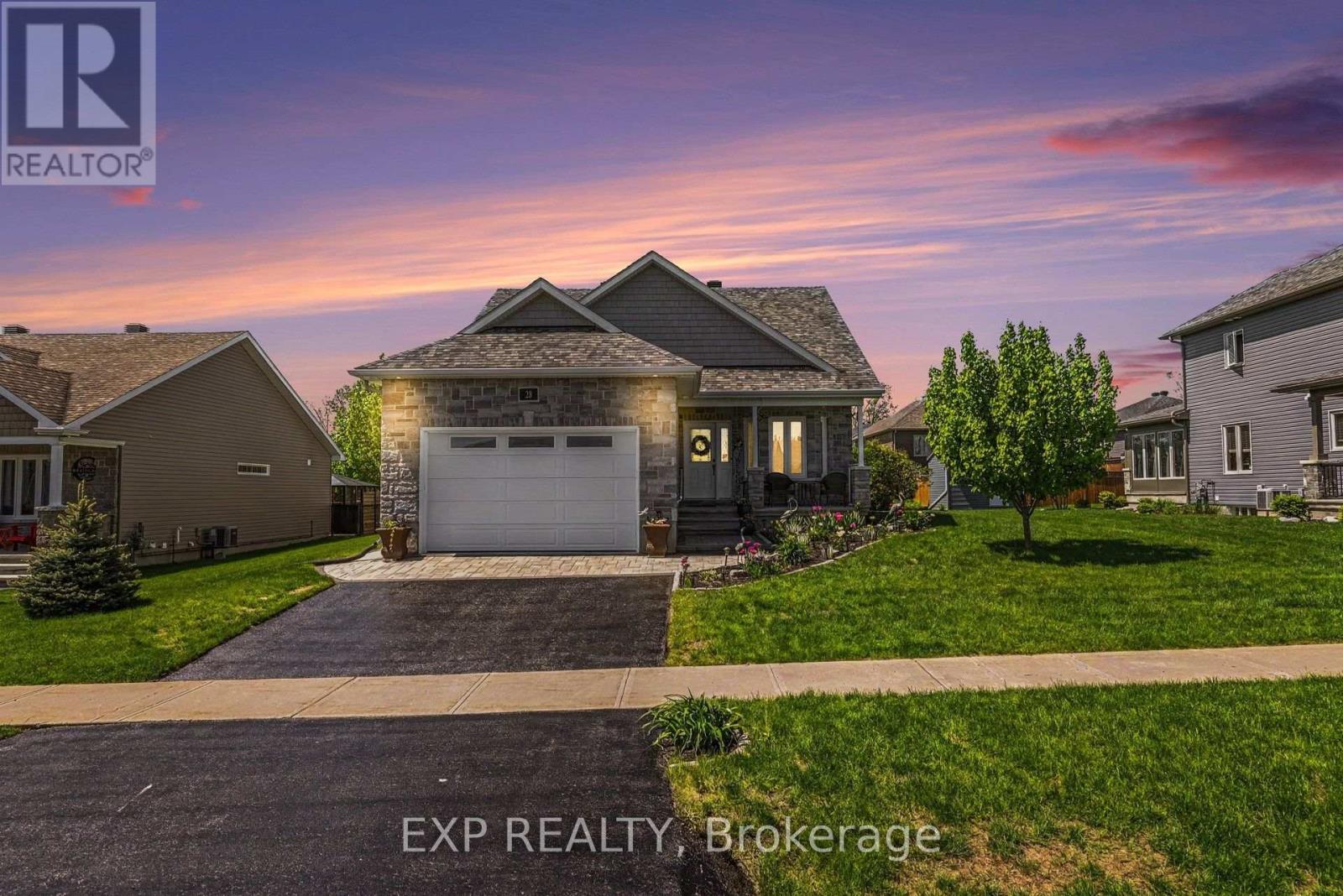 Property for sale at 28 JIM BROWNELL BOULEVARD