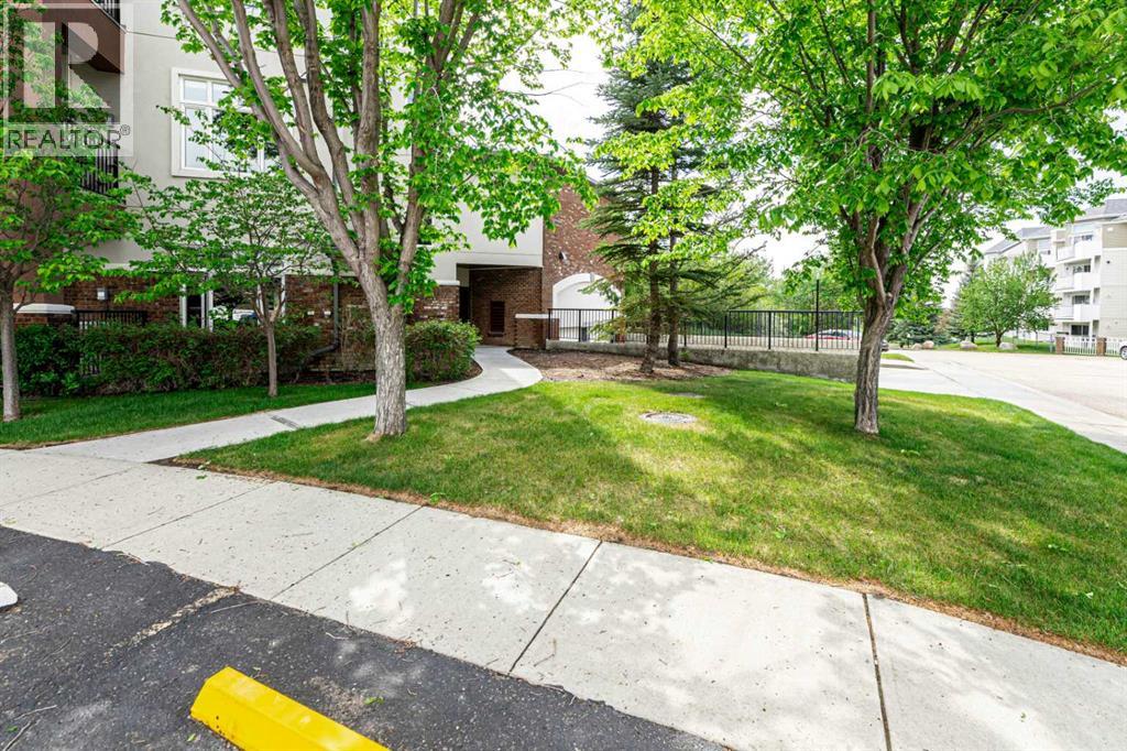 #109 5213 61 Street - 7
