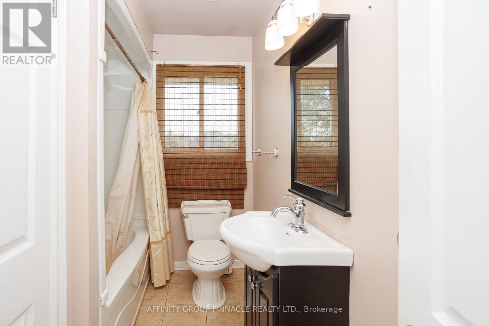 40 SWITZER DRIVE - Image 25