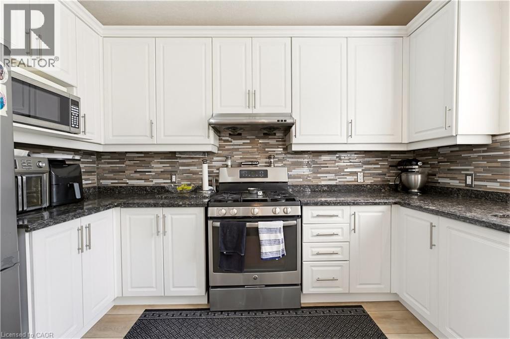 805 MUNICH Circle - Image 15
