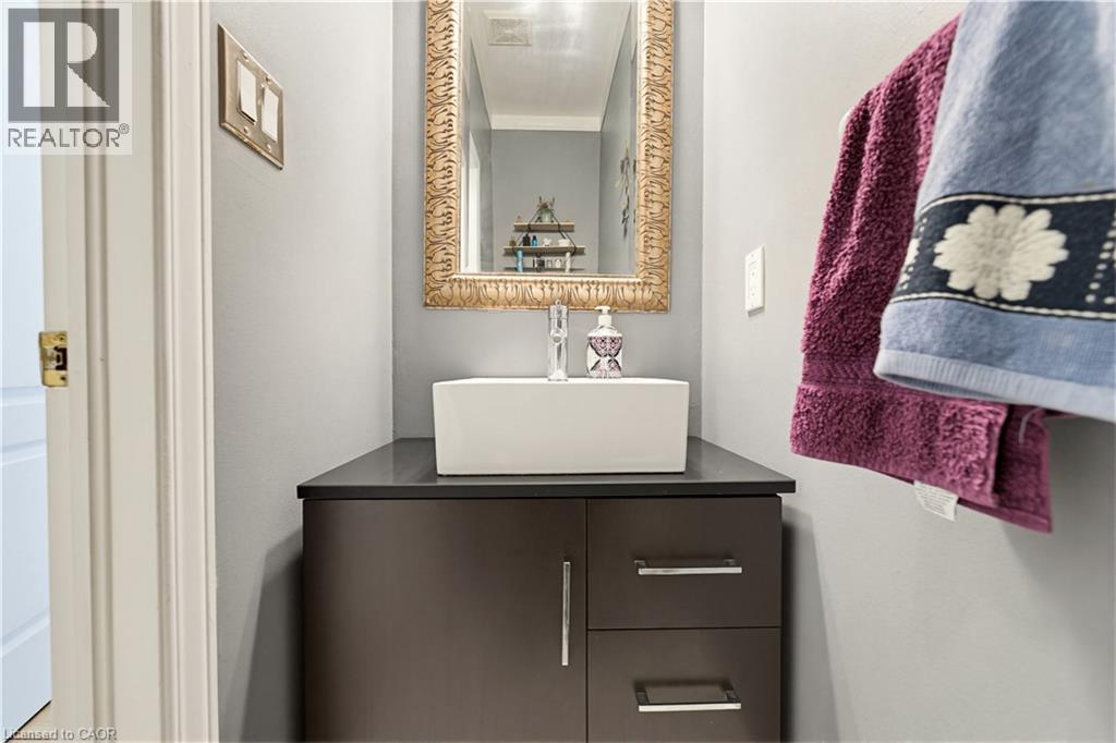 805 MUNICH Circle - Image 20