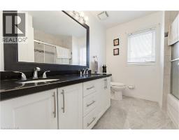 805 Munich Circle, Waterloo, ON N2V2N5 Photo 28