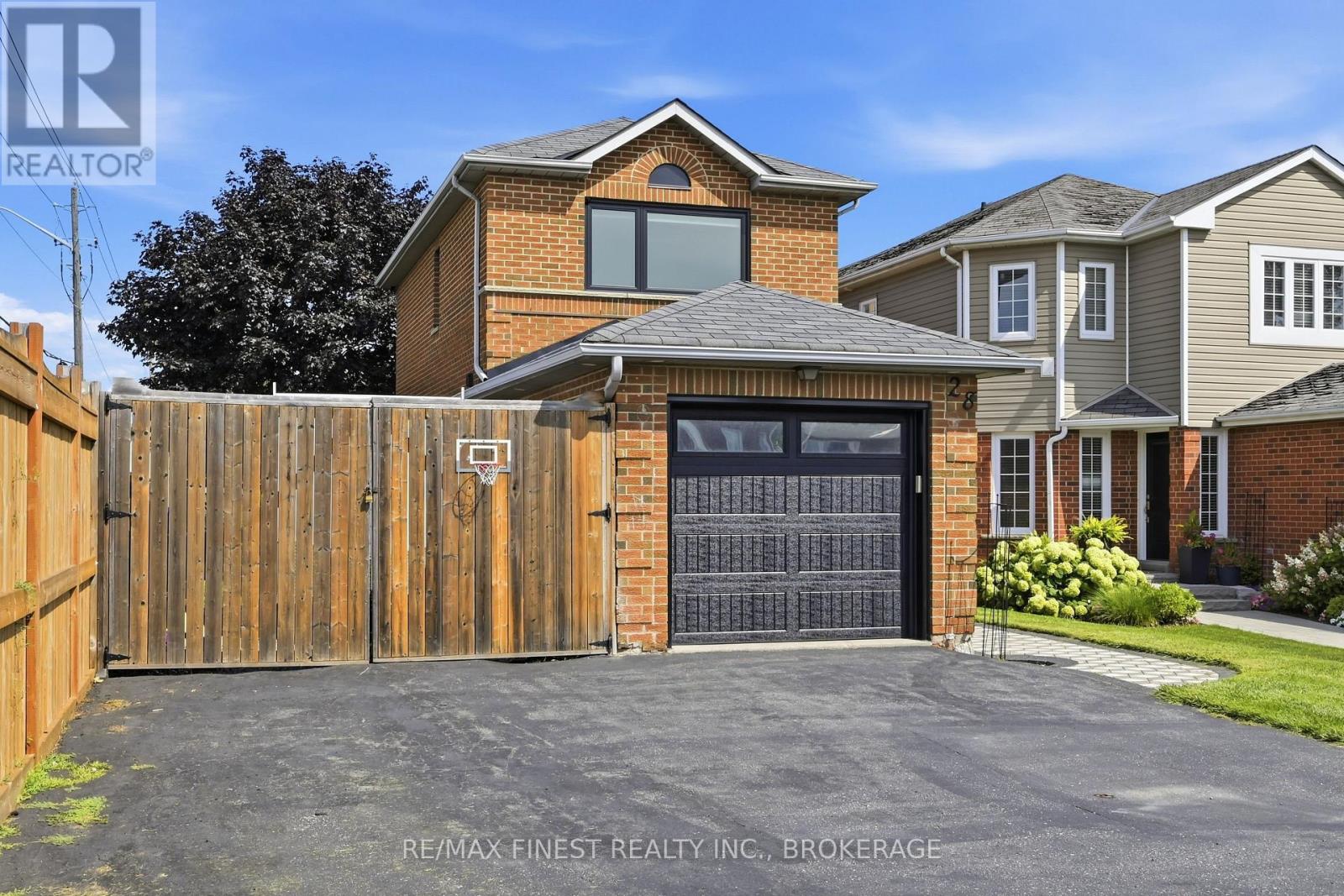 28 MELBORNE COURT - 2