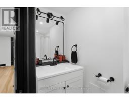 1 Maplecrest Court, Huntsville, ON P1H1G2 Photo 31