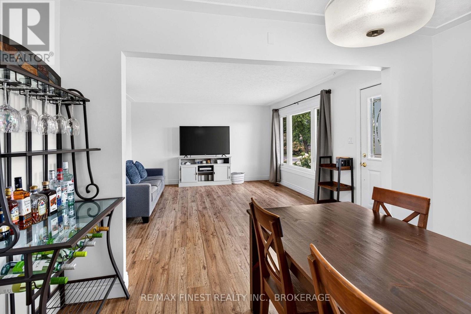 183 WESTBURY AVENUE - 13