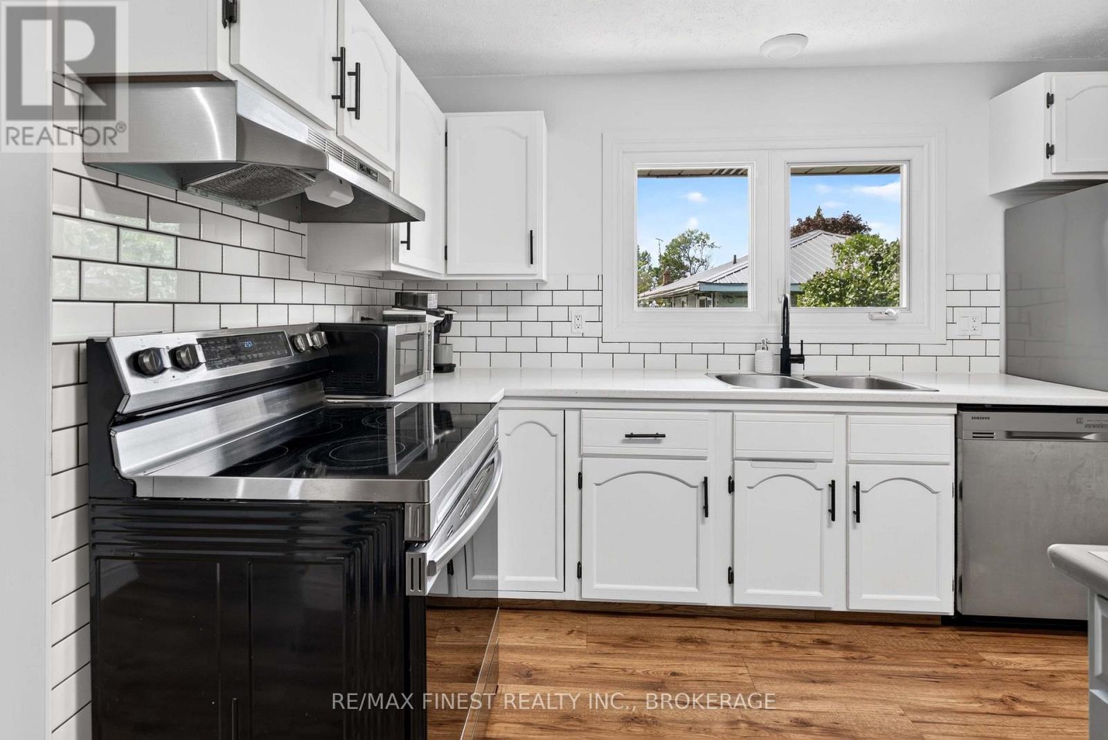 183 WESTBURY AVENUE - 8