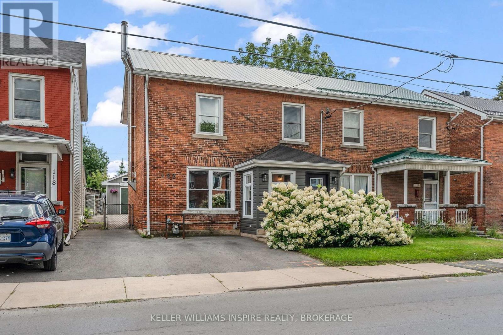 Property for sale at 122 STEPHEN STREET