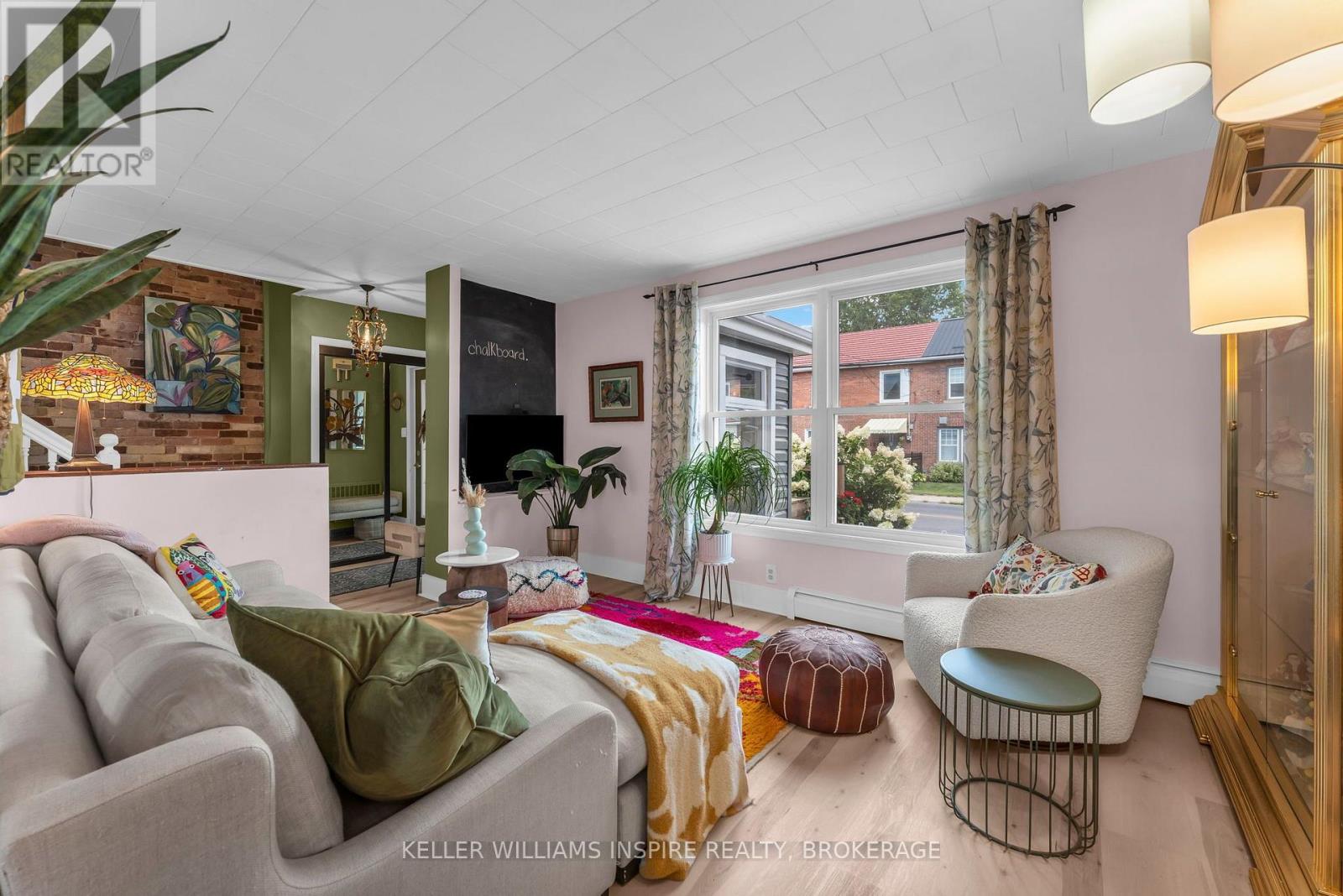 122 STEPHEN STREET - Image 11