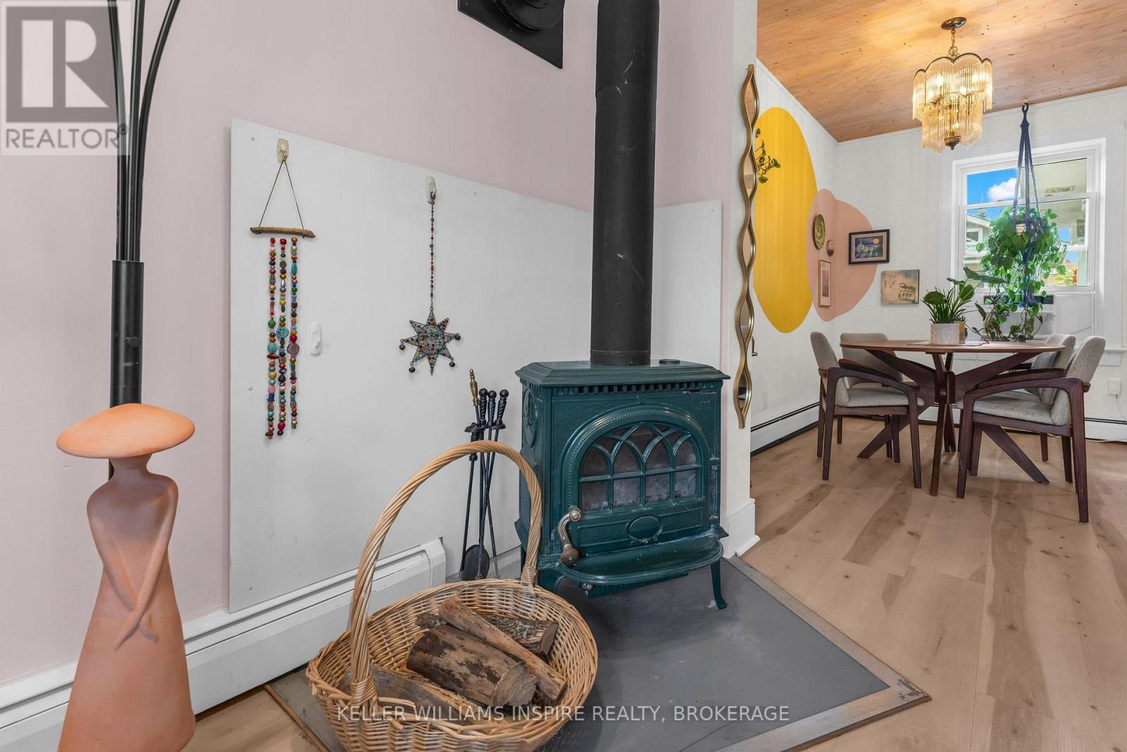 122 STEPHEN STREET - Image 14