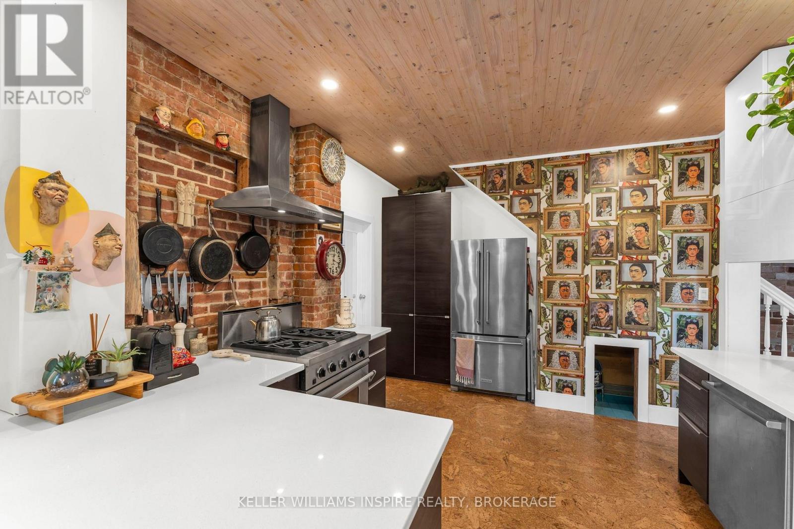 122 STEPHEN STREET - Image 18